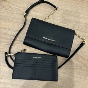 Michael Kors purse with insert. Good condition.